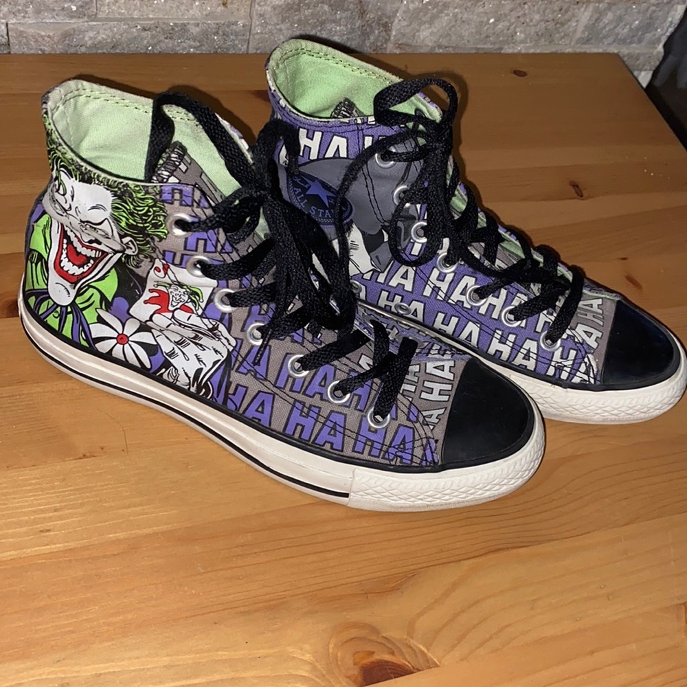 Batman Converse